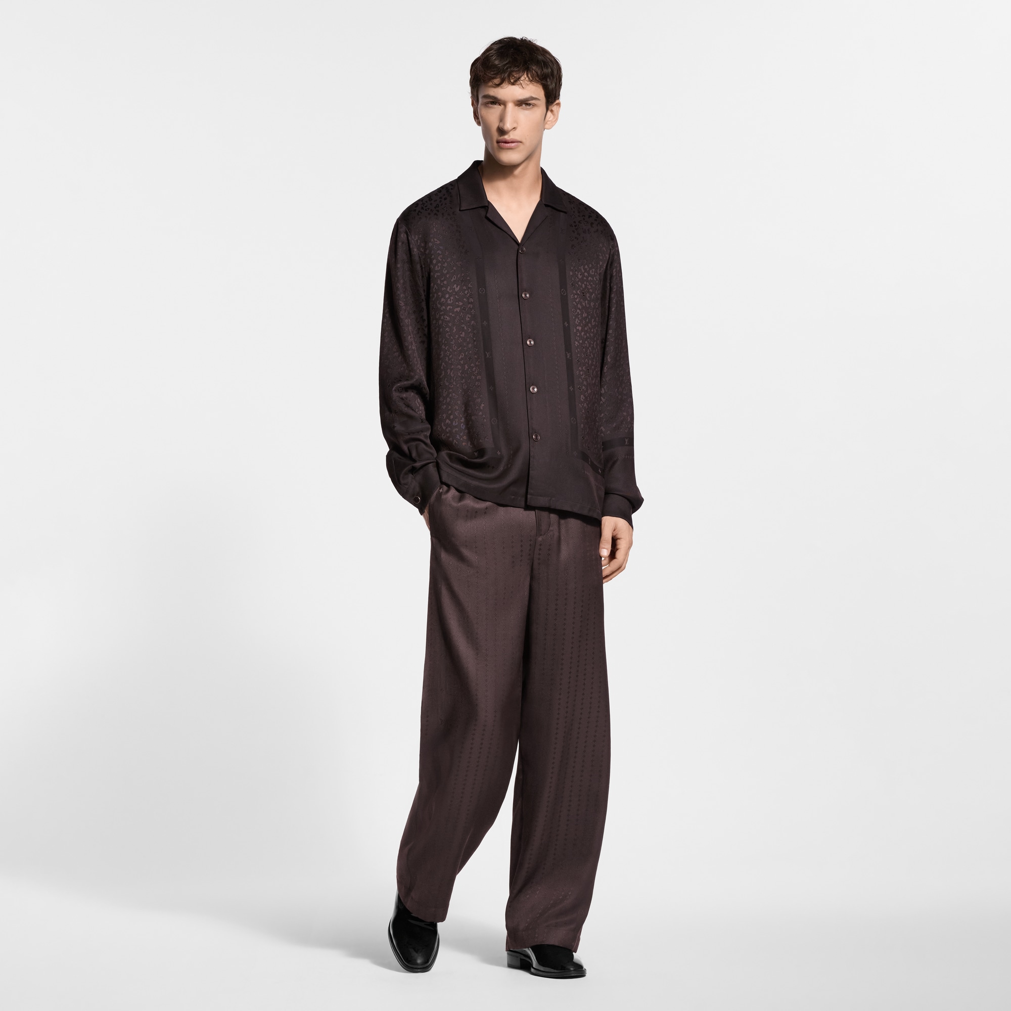 louis-vuitton-scarf-silk-